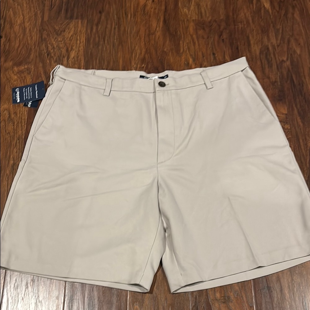 Chaps Golf Tan Flat Front Shorts Versatile Style